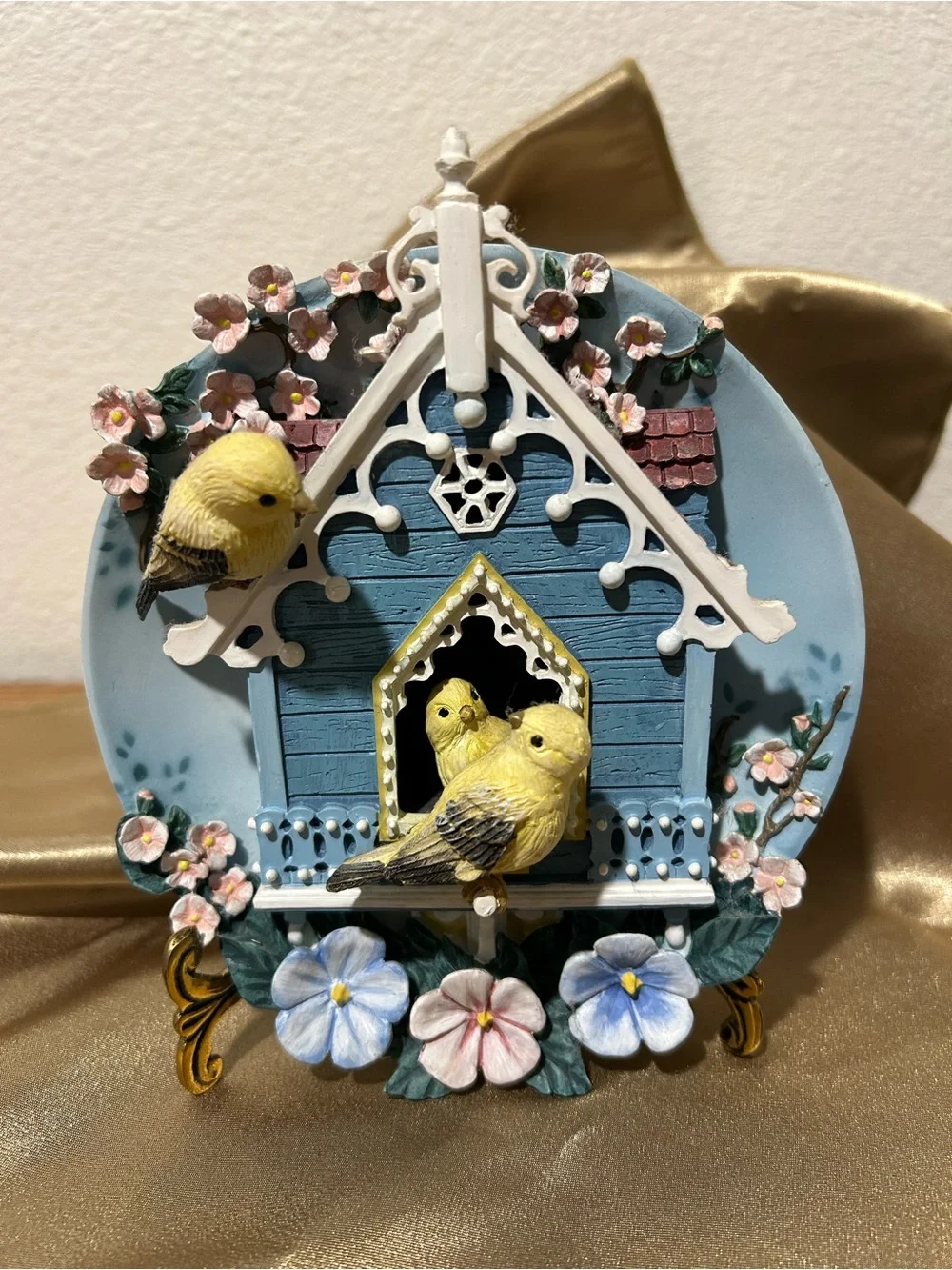 The Bradford Exchange Vintage Blue Birdhouse Plaque with Yellow Songbirds